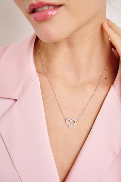 Цепочка с подвеской в виде сердечка со стразами (серебро-белый)